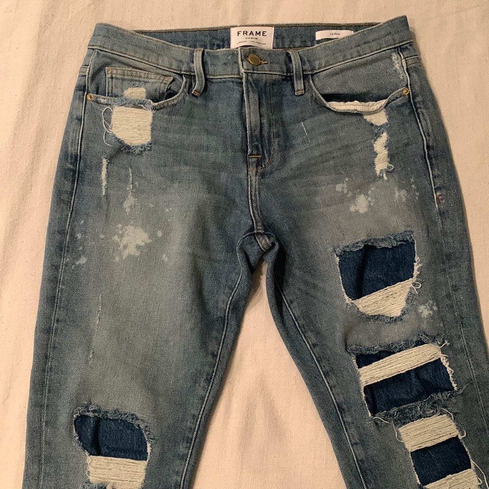 FRAME - Le Boy Boyfriend Jeans. Size 29.